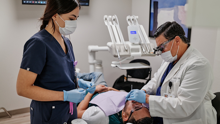The 2026 Dentistry Career Landscape: AI Integration, New Dental School Requirements, and Emerging Practice Management Trends