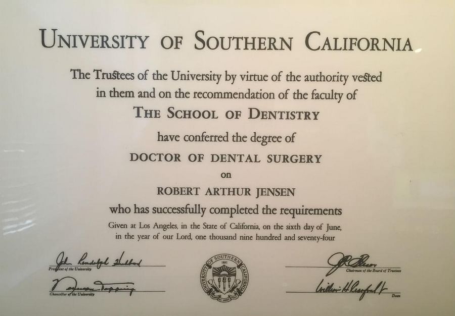 Doctor of Dental Surgery (DDS) degree certificate